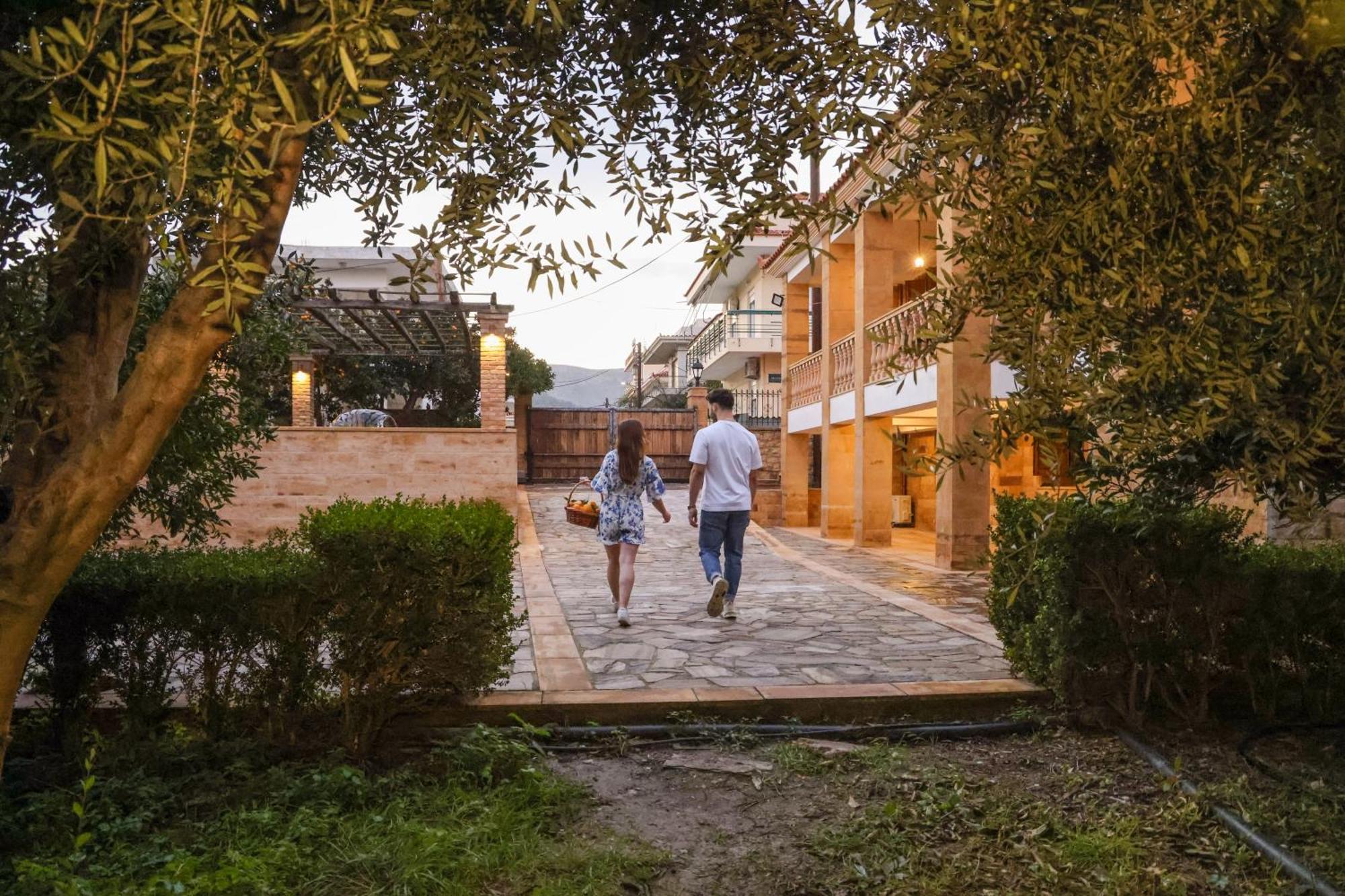 כיוס Archontiko Frideriki Luxury Apartments מראה חיצוני תמונה