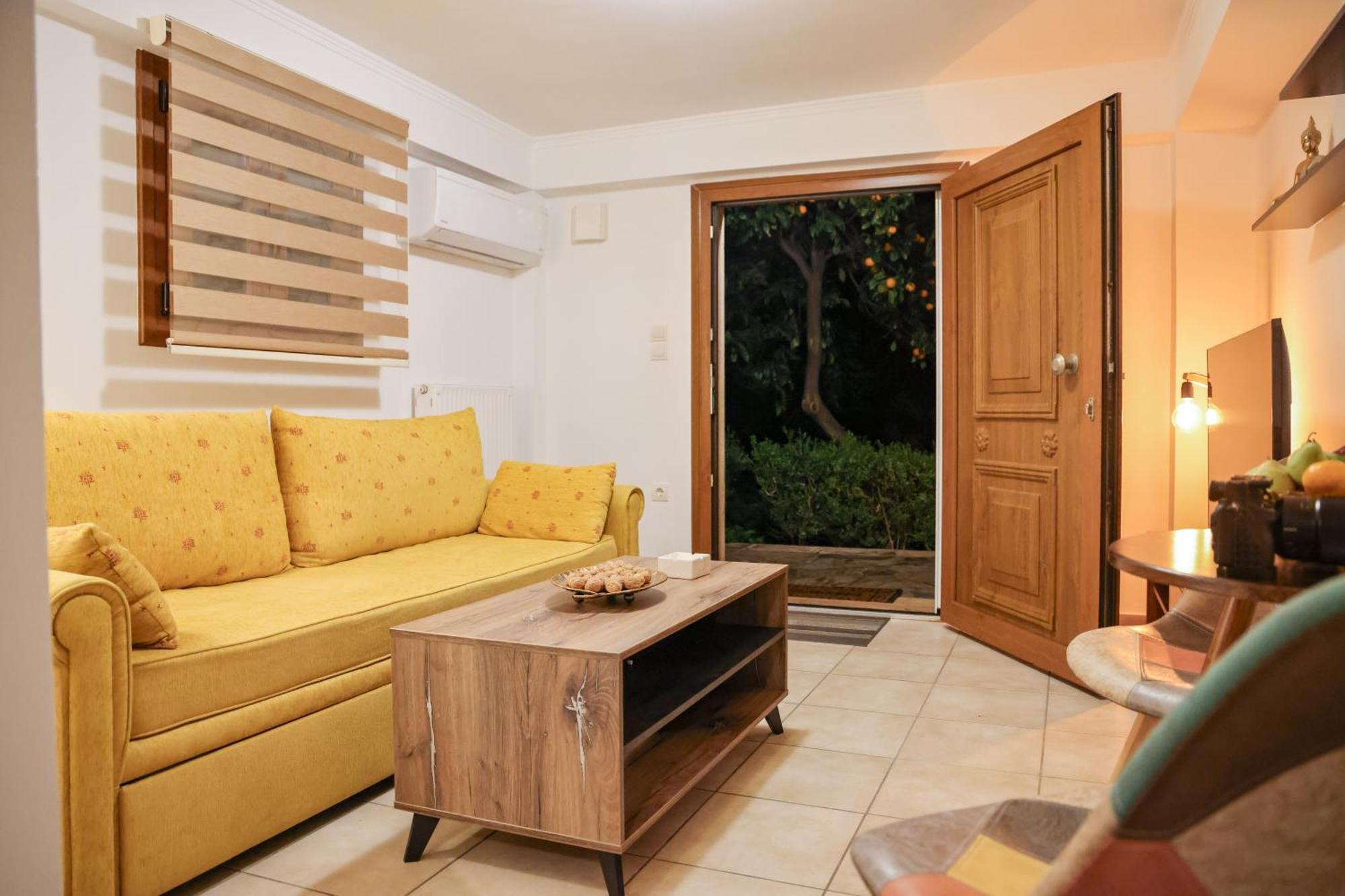 כיוס Archontiko Frideriki Luxury Apartments מראה חיצוני תמונה